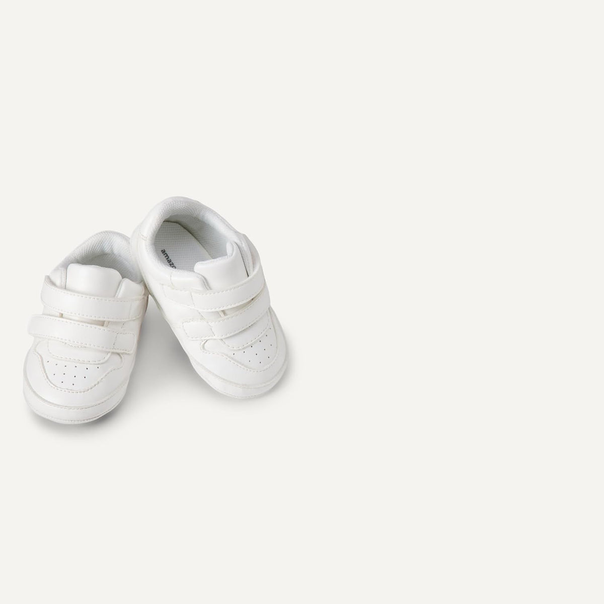 Amazon Essentials Unisex Babies' Hook & Loop Court Sneakers