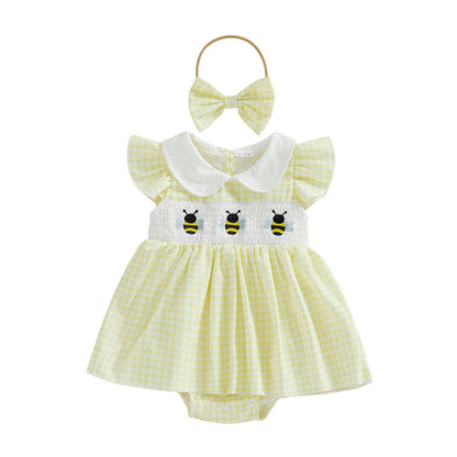 Baby Girl Summer Outfit Bee Embriodery Smocked Romper Dress Ruffle Fly Sleeve Doll Collar Plaid Dress with Headband