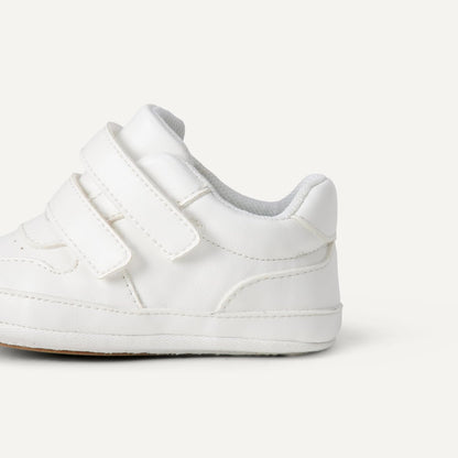 Amazon Essentials Unisex Babies' Hook & Loop Court Sneakers